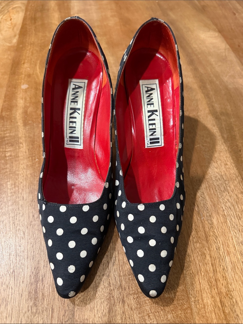 Vintage Anne Klein Polka Dot Kitten Heals size 8